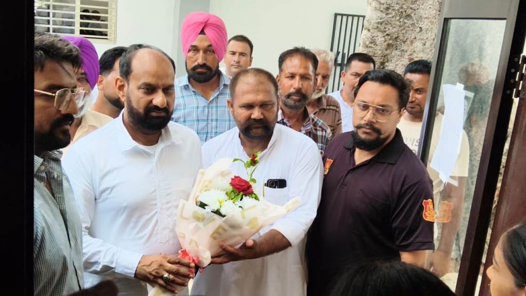 Waqf Board Member Dr Anwar Bhasaur Inaugurates Aam Aadmi Clinic at Village Rajindrapuri Ranchna